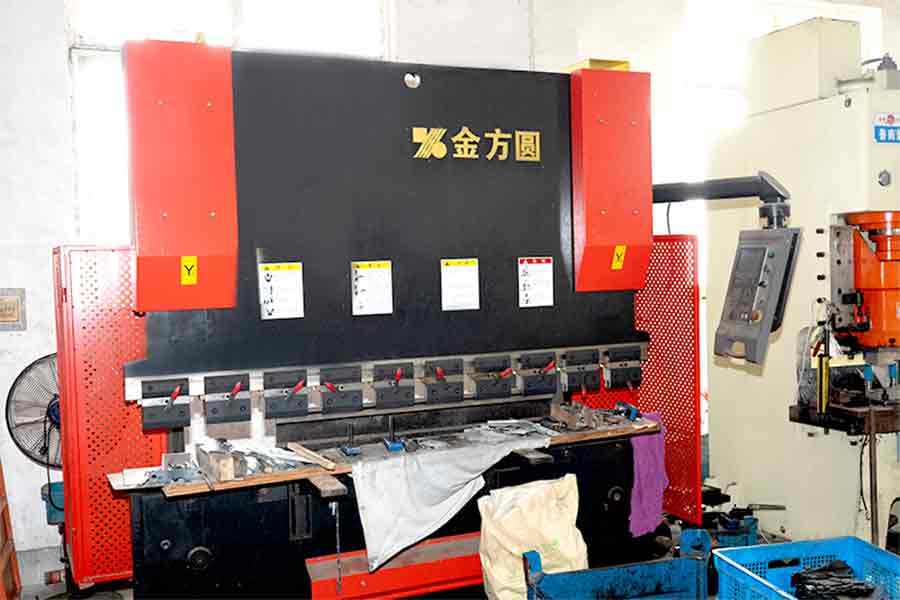 Próiseáil miotail leatháin